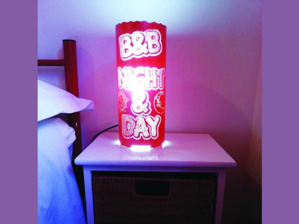 קוסנזה B&B Night & Day מראה חיצוני תמונה